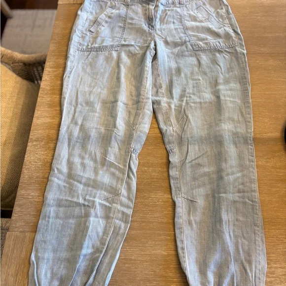 LOFT Tencel Relaxed Jogger Pants, Light Denim, size 4 super soft - Picture 2 of 9